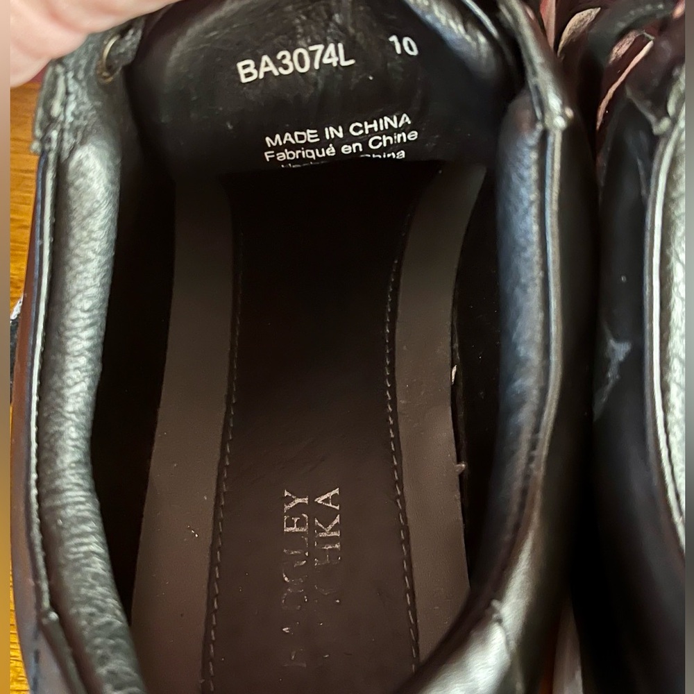Badgley Mischka Men Athletic Shoes Sneakers Black White Design print size 10 - Picture 5 of 7